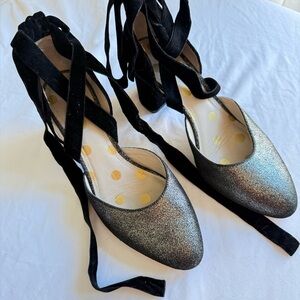Boden Black and Silver Women's Shoes
